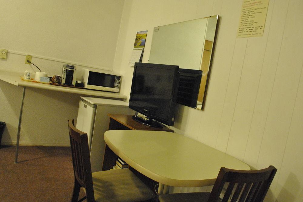 Neepawa Motel ภายนอก รูปภาพ